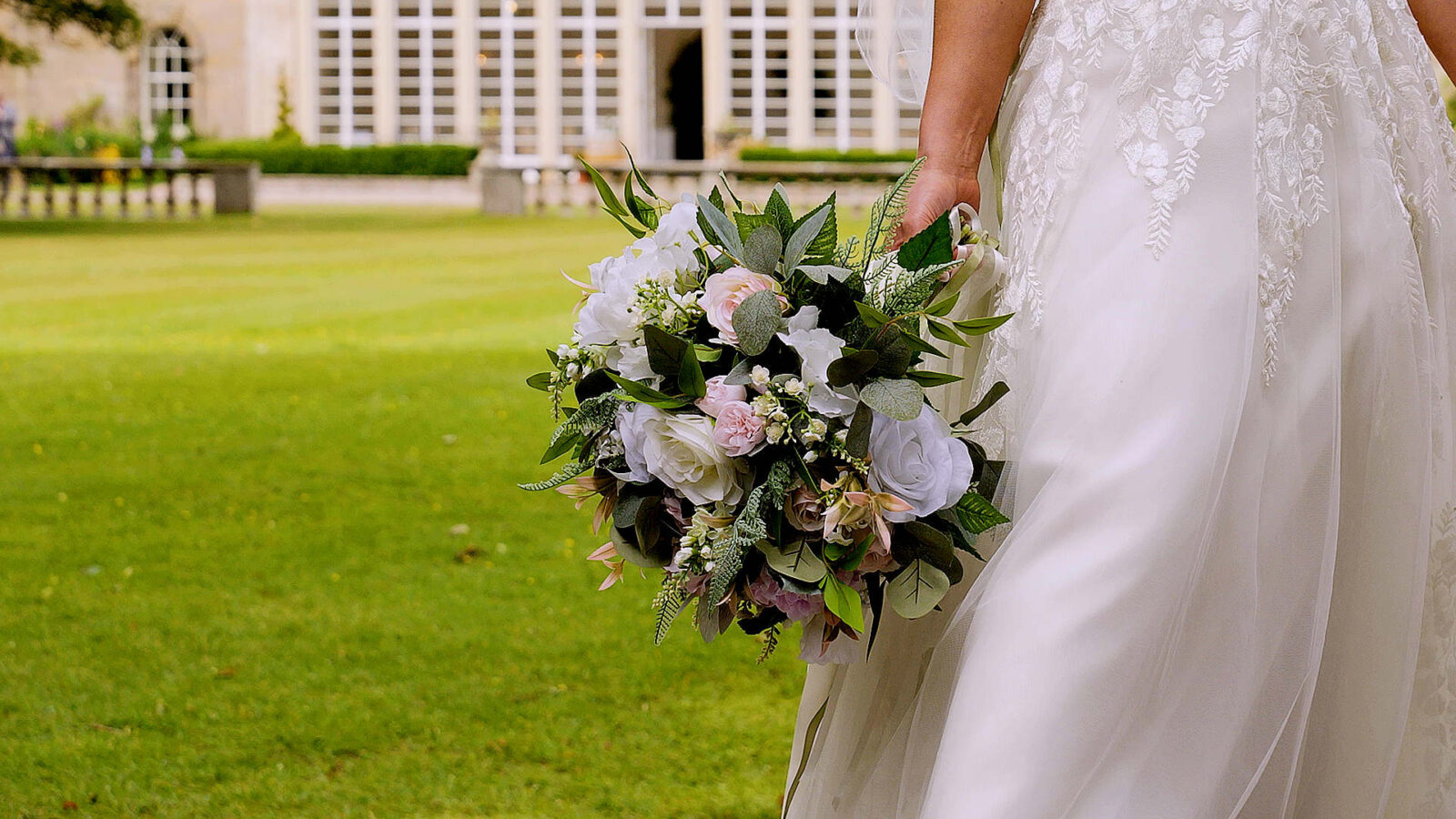 Scotland Wedding Location Guides - Drumtochty Castle Aberdeenshire